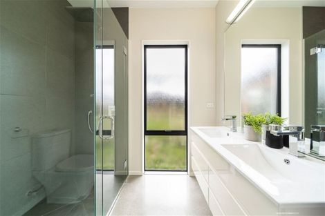 Photo of property in 4 Aberdare Court, Jacks Point, Queenstown, 9371