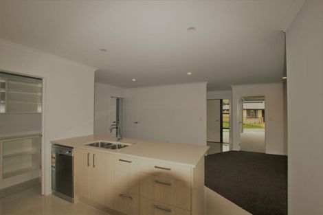 Photo of property in 11 Oolong Court, Huntington, Hamilton, 3210