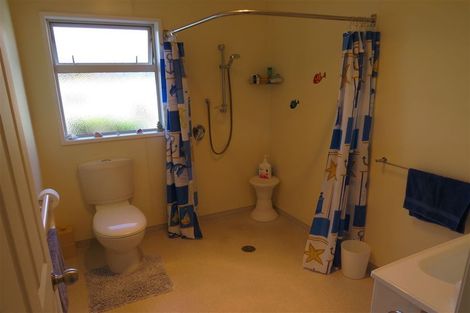 Photo of property in 14 Cobham Lane, Whitianga, 3510