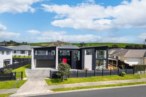 Photo of property in 13 Jack Hawken Lane, Silverdale, 0932