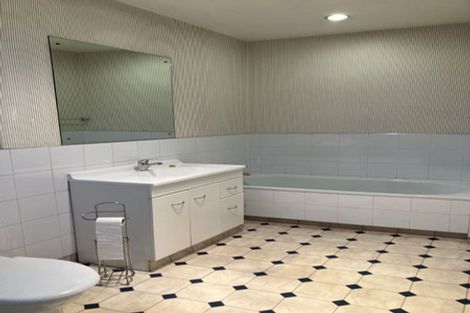 Photo of property in 35 Otago Street, Picton, 7220