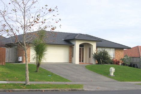 Photo of property in 7 Lansell Drive, East Tamaki Heights, Auckland, 2016