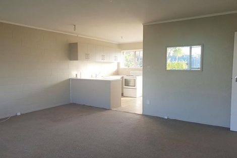 Photo of property in 1/1 Greenock Road, Ranui, Auckland, 0612
