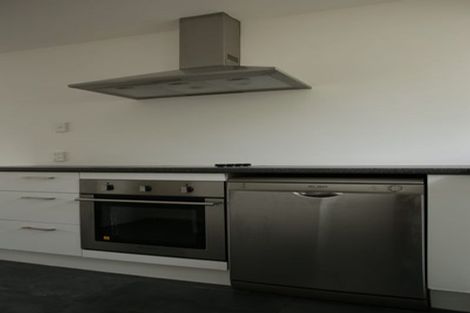 Photo of property in 3/16 Hargest Crescent, Sydenham, Christchurch, 8023