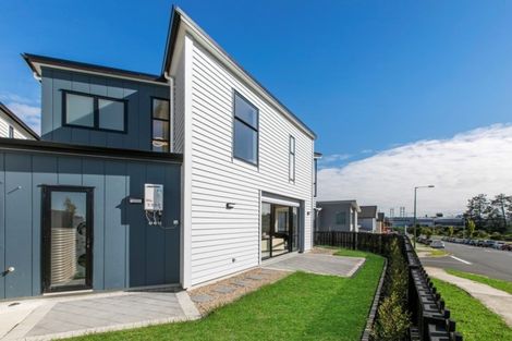 Photo of property in 2 Tihema Lane, Westgate, Auckland, 0614