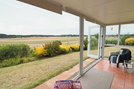 Photo of property in 33 Victoria Street, Foxton, 4814