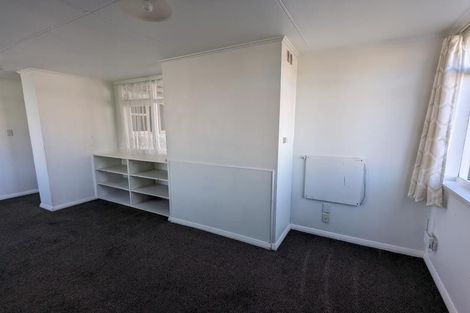 Photo of property in 9 Temuera Street, Otaki, 5512