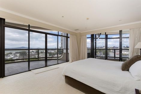 Photo of property in Shangri La Apartments, 5/97 Jervois Road, Herne Bay, Auckland, 1011