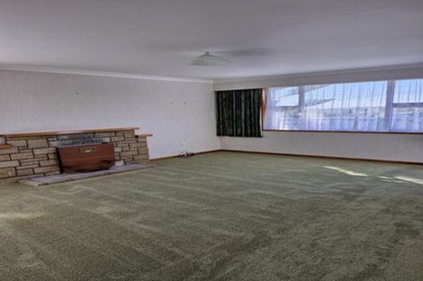 Photo of property in 20 Alberta Road, Glen Avon, New Plymouth, 4312