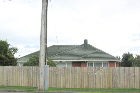 Photo of property in 23 West Coast Road, Glen Eden, Auckland, 0602