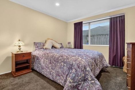 Photo of property in 35 Nottingham Drive, Hamilton East, Hamilton, 3216
