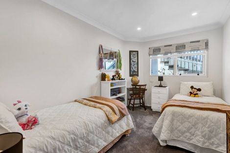 Photo of property in 2a Sackville Street, Fitzroy, New Plymouth, 4312