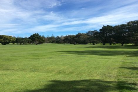 Photo of property in 6/13 Creamer Avenue, Belmont, Auckland, 0622