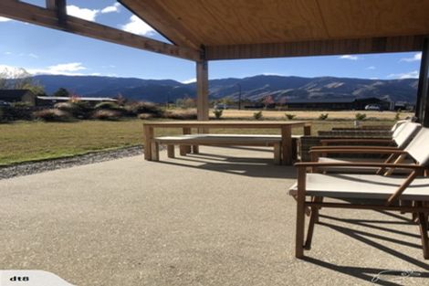 Photo of property in 24 Grandview Road, Lake Hawea, 9382