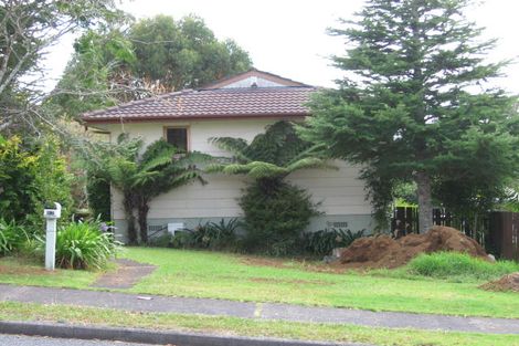 Photo of property in 62 Weatherly Road, Torbay, Auckland, 0630