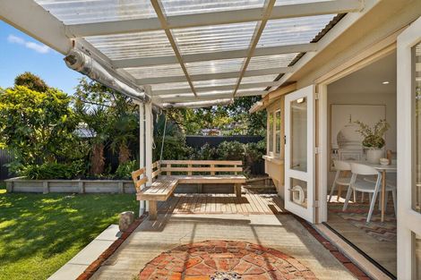 Photo of property in 380 Keyes Road, New Brighton, Christchurch, 8083