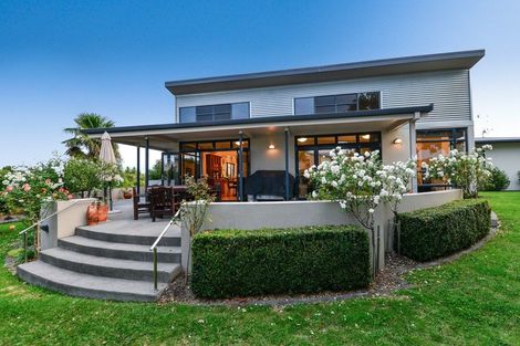 Photo of property in 21 Glen Cree Avenue, Rototuna, Hamilton, 3210