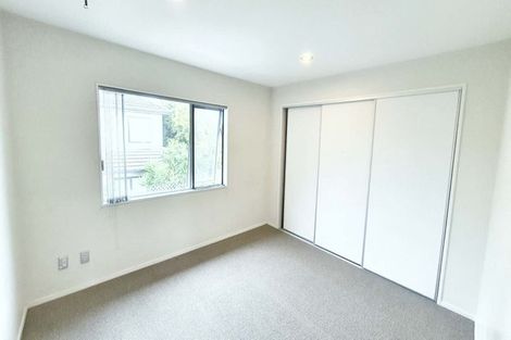 Photo of property in 7 Andy Crescent, Flat Bush, Auckland, 2016