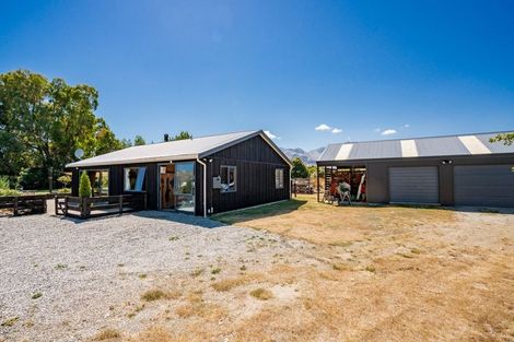 Photo of property in 67 Grandview Road, Lake Hawea, Wanaka, 9382
