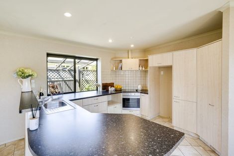 Photo of property in 83 Church Road, Taradale, Napier, 4112