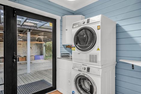 Photo of property in 6 Avoca Place, Darfield, 7510