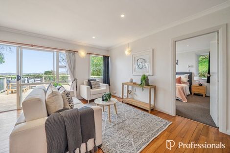 Photo of property in 77 Maungaraki Road, Korokoro, Lower Hutt, 5012