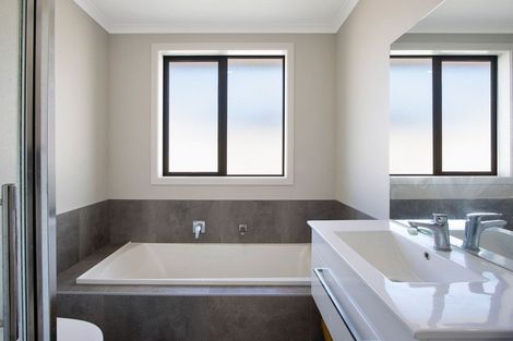 Photo of property in 10b Park Road, Katikati, 3129