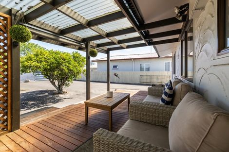 Photo of property in 85 Gloucester Street, Greenmeadows, Napier, 4112