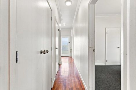 Photo of property in 43 Field Street, Aramoho, Whanganui, 4500