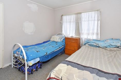 Photo of property in 104 Crawford Avenue, Mangere Bridge, Auckland, 2022