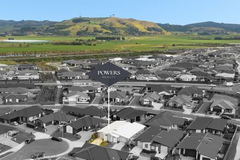 Photo of property in 20b Komata Crescent, Papamoa Beach, Papamoa, 3118