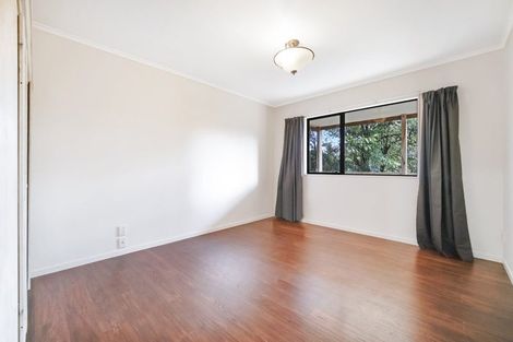 Photo of property in 18 Pinotage Place, Huapai, Kumeu, 0810