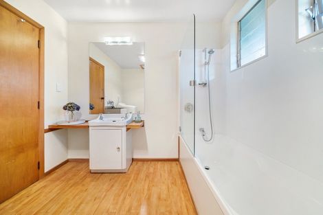 Photo of property in 11 Argyle Place, Arrowtown, 9302