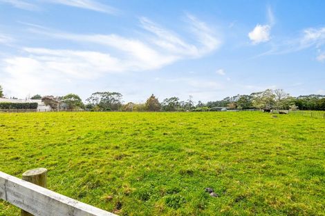 Photo of property in 27 Wintour Road, Waimauku, 0812