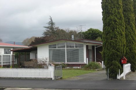 Photo of property in 296 High Street South, Carterton, 5713