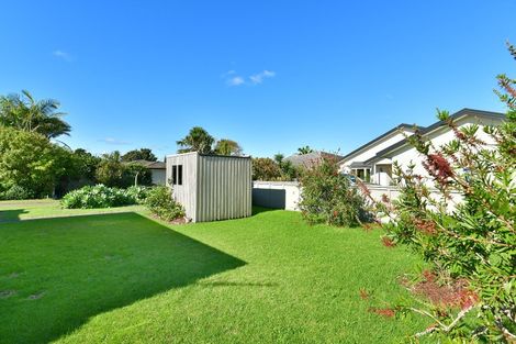 Photo of property in 58 Settlers Grove, Orewa, 0931