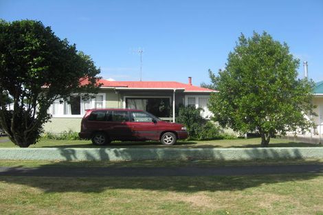 Photo of property in 6 Lewis Avenue, Aramoho, Whanganui, 4500