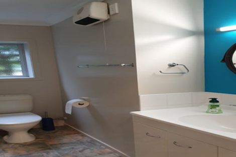 Photo of property in 15 Isobel Street, Acacia Bay, Taupo, 3330