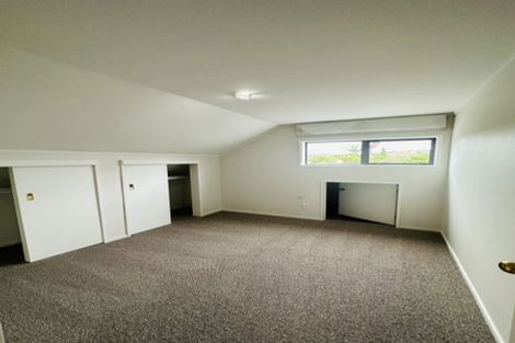 Photo of property in 2/26 Stanaway Street, Hillcrest, Auckland, 0627