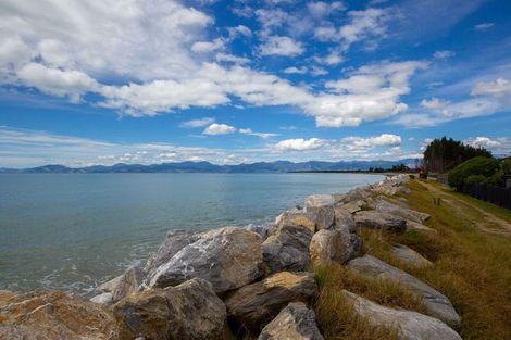 Photo of property in 19 Broadsea Avenue, Ruby Bay, Mapua, 7005