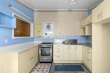 Photo of property in 143 Wellesley Road, Napier South, Napier, 4110