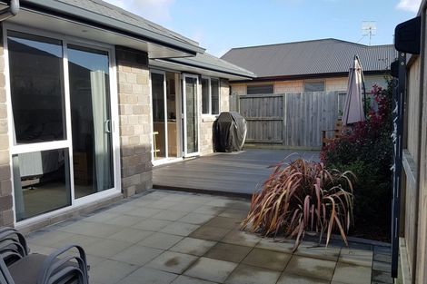 Photo of property in 56 Te Kio Crescent, Papamoa Beach, Papamoa, 3118
