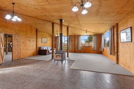 Photo of property in 327 Catherwoods Road, Cust, Rangiora, 7471