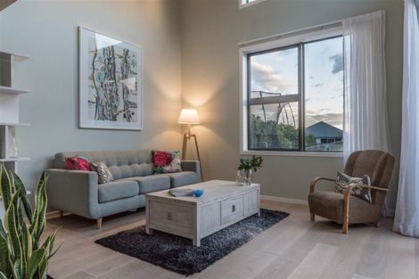 Photo of property in 18 Oceanview Road, Mount Maunganui, 3116