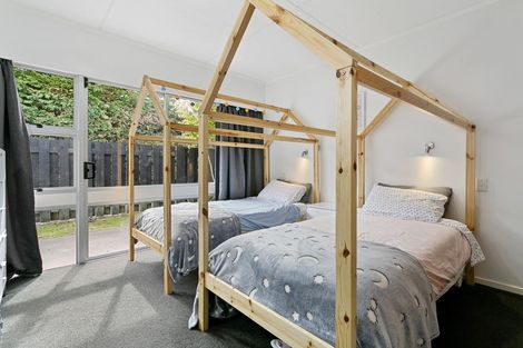 Photo of property in 1/4 Kereru Street, Two Mile Bay, Taupo, 3330