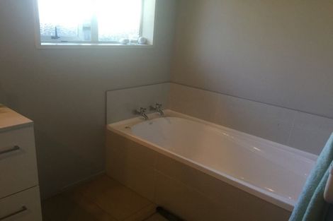 Photo of property in 2/36 Ngarimu Street, Avonside, Christchurch, 8061