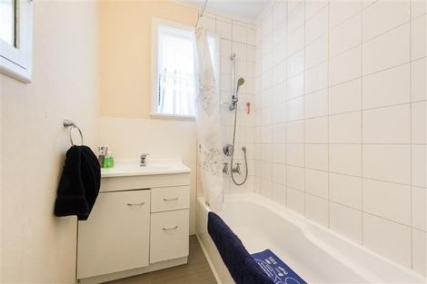 Photo of property in 1/56 Athlone Crescent, Avalon, Lower Hutt, 5011