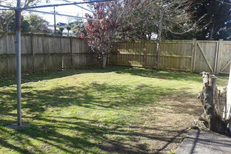 Photo of property in 25a Te Kawa Road, Greenlane, Auckland, 1061