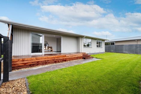 Photo of property in 15 Pethig Place, Halswell, Christchurch, 8025