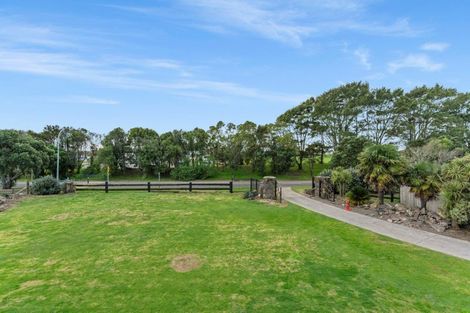 Photo of property in 65 Alice Lane, Papamoa Beach, Papamoa, 3118